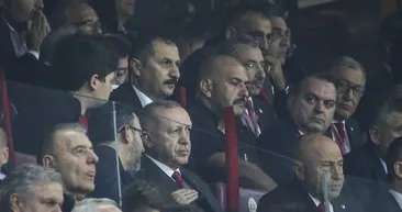 Başkan Erdoğan Türkiye-İzlanda maçını izlemek için Türk Telekom Stadyumunda
