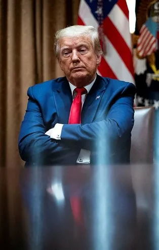 Son dakika: ABD Başkanı Donald Trump, siyahi Amerikalıların talebi üzerine Oklahoma mitingini bir gün erteledi