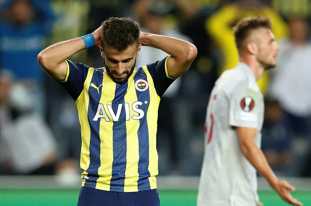Avrupa kadrosundan adı çıkarılmıştı! Fenerbahçe'den Rossi'ye transfer izni