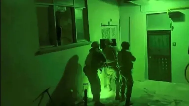 DEAŞ'a göz açtırılmıyor! 32 ilde KAHRAMANLAR-34 operasyonu