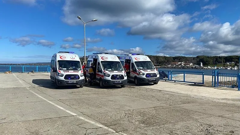 Çanakkale'de göçmenleri taşıyan bot battı! Çok sayıda ölü var-7