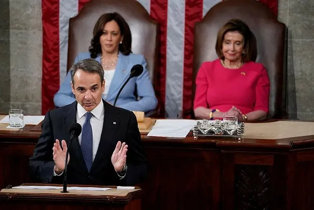 Yunanistan Başbakanı Miçotakis şova soyundu! ABD Kongresi de çanak tuttu-5