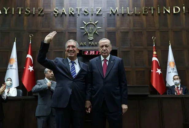 İki belediye başkanı daha AK Parti'ye katıldı! Rozetlerini Başkan Erdoğan taktı-2