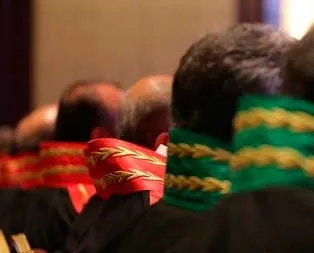 ‘İlk maaşımı Gülen’e verdim’