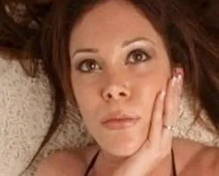 Eski bikini mankeni adeta çıldırdı!