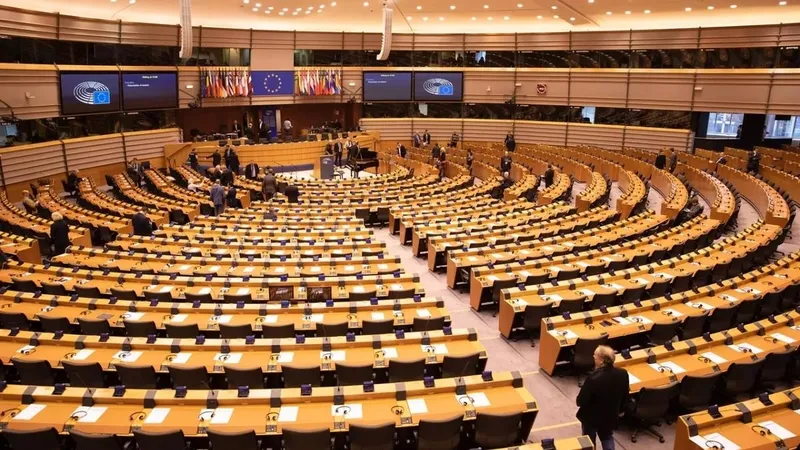 avrupa-parlamentosundan-skandal-soykirimci-israile-silah-ihracatini-durdurmaya-yonelik-karara-ret-1709238944502.jpeg