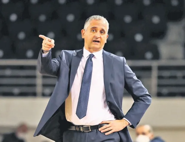 Luca Banchi gitti: Kokoskov geldi