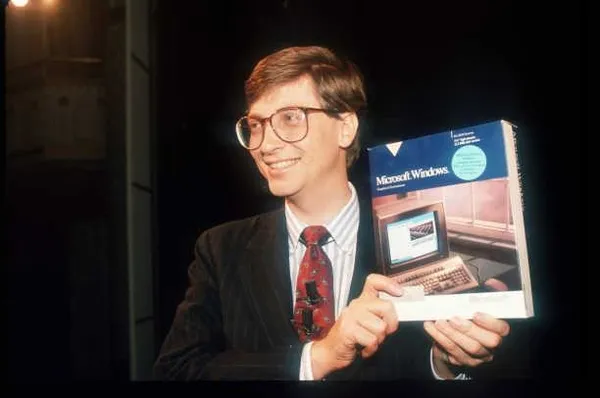 ABD, ordudaki haberleşmeyi sağlamak için interneti buldu: Bill Gates bu sayede 31 yaşında 1 milyar dolar serveti buldu-8