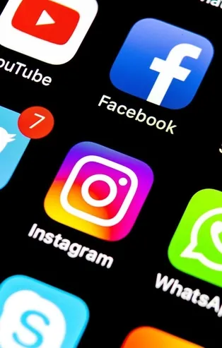 Bot kullanıcılarla reklam üzerinden servet kazanan sosyal medya platformlarına şok! Dev şirketler reklamları bir bir kesiyor