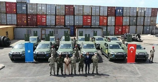 Son dakika: Türkiye’den Somali’ye 12 zırhlı askeri araç desteği