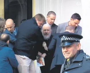 WikiLeaks’in kurucusu Julian Assange, tutuklandı! Kedisi James de sahibi gibi casuslukla suçlandı