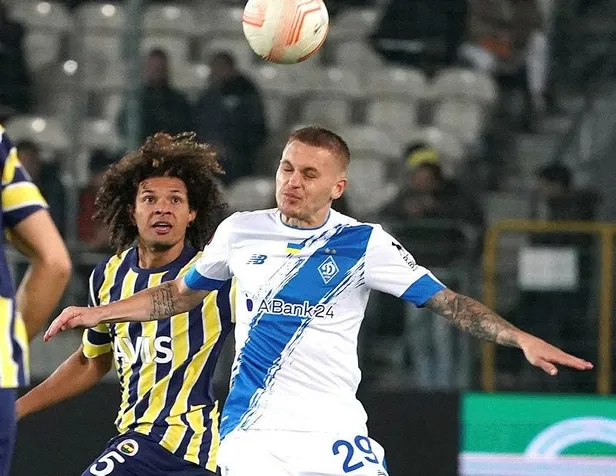 lider-geldi-lider-gidiyor-fenerbahce-dinamo-kiev-karsilasmasindan-2-0-galip-ayrildi-1667513787075.jpeg