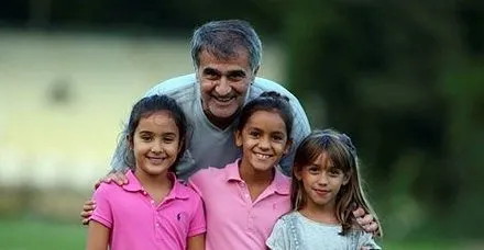 Güneş torunuyla top oynadı