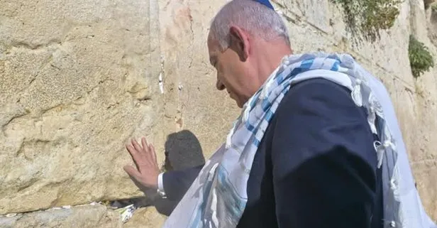 ABD İran'ın nükleer tesislerini vurdu Netanyahu ağlama duvarında Trump'a dua etti! Bıraktığı notta ne yazıyor?