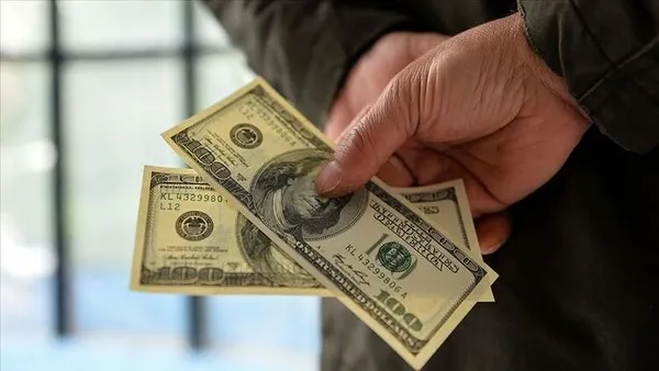 1611639514680.jpg Dolarda kritik seviye belli oldu! TL güçlendi, tahminler revize edildi-6