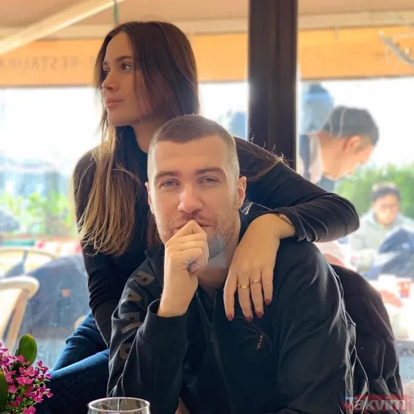 Sinan Engin’in gözlerden sakındığı kızına bakın! Oğulcan Engin’in kardeşi Elif Engin güzelliğiyle göz kamaştırdı gören dönüp bir daha baktı - 15