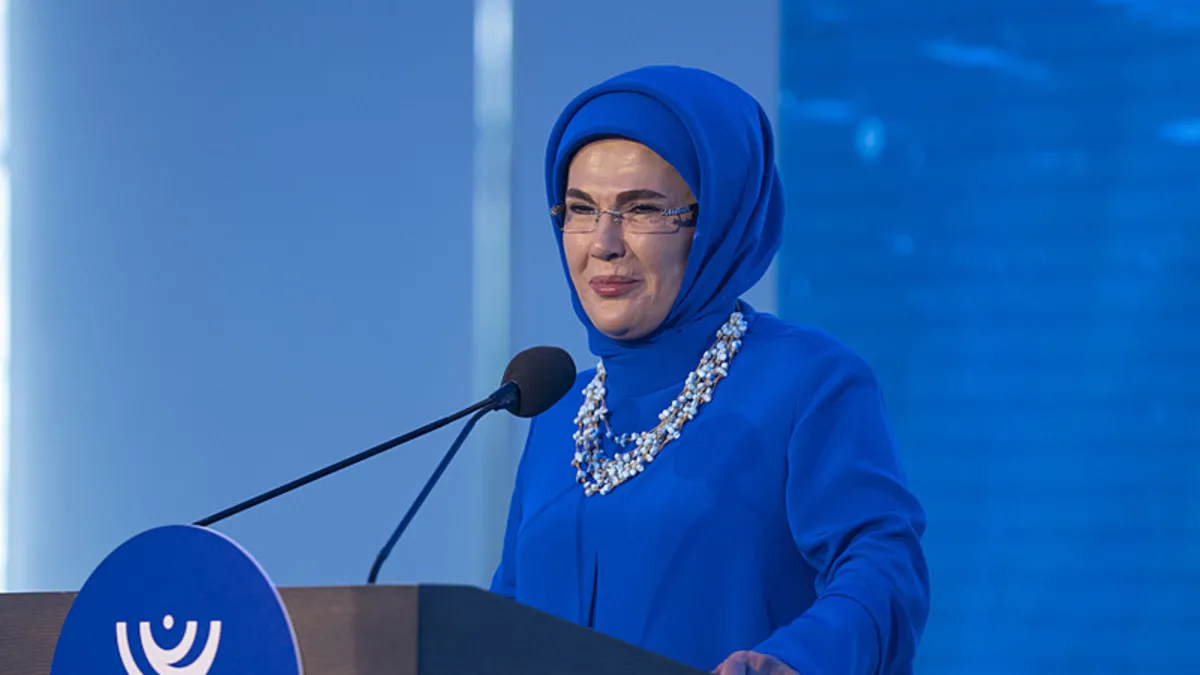 "Dünya ortak evimiz" sloganıyla başlatılan ve küreselleşen Sıfır Atık Hareketi "8. Yılında 8 Milyar İnsan İçin" sloganıyla devam ediyor