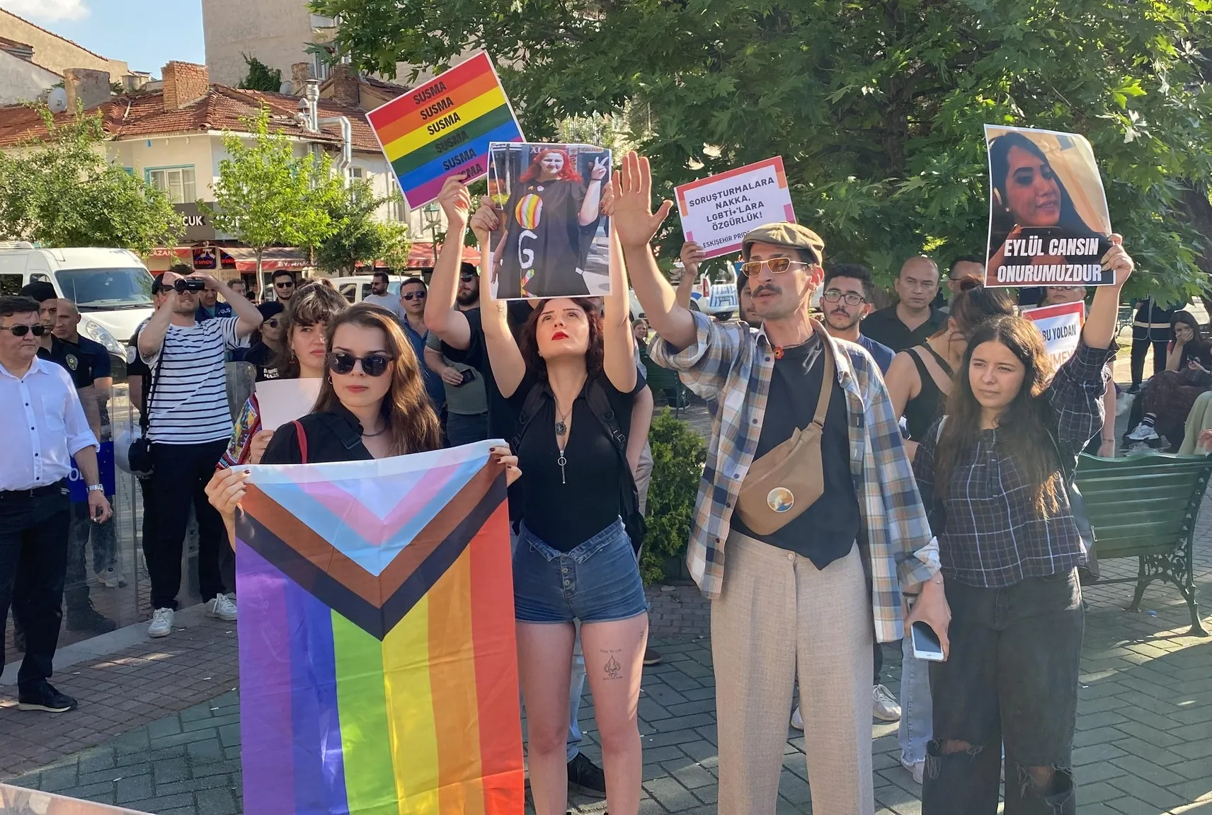 Onur’suz yürüyüş!