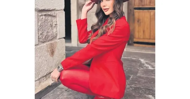 Dilan Polat’ın  Kur’an’ı tersten okumaya çalıştığı videosu tepki bombardımanına tutuldu!