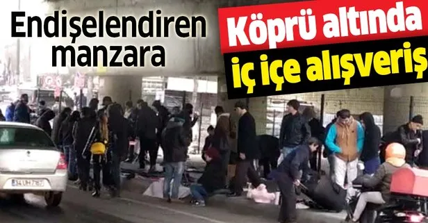 İstanbul’da endişelendiren görüntü! Köprü altında iç içe alışveriş