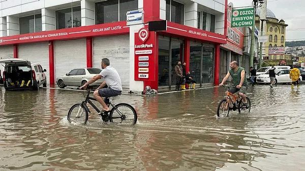 1688713093319.jpg Meteoroloji'den son dakika hava durumu raporu |Yurdun büyük bölümü için gelecek! Sıcak havalara aldanmayın-19