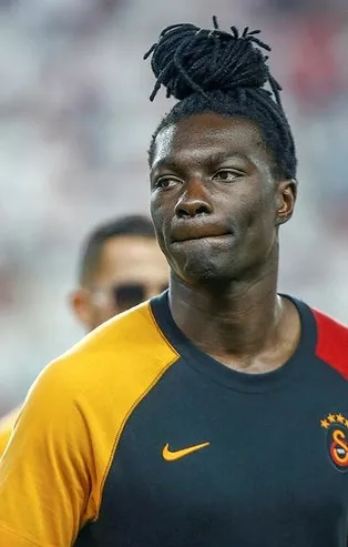 Suudi Arabistan kulübü Bafetimbi Gomis’e talip oldu