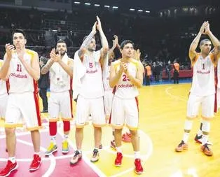 Aslan potada farklı