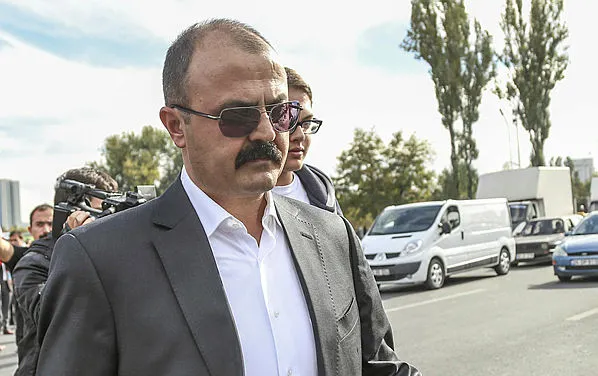 Son dakika: FETÖ'nün 'VIP dinleme' davasında karar çıktı! Ali Fuat Yılmazer ve Yurt Atayün'e 7 yıl hapis!-3