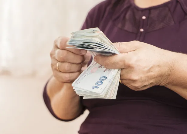 Uzman isim açıkladı! EYT'de 3 teklif Meclis'te! EYT yasası çıkacak mı? 30 Eylül EYT ile ilgili son haberler-5