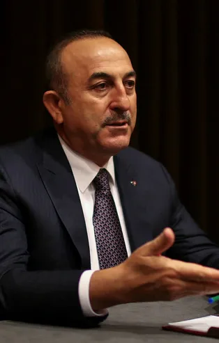 Dışişleri Bakanı Çavuşoğlu Hollanda'da