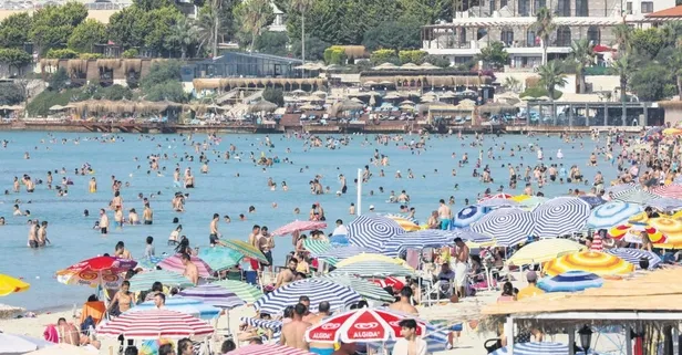 Türkiye, aşılamada destan yazdı: Normalleşmeyle birlikte milyonlar sahillerde korkutan görüntü oluştu