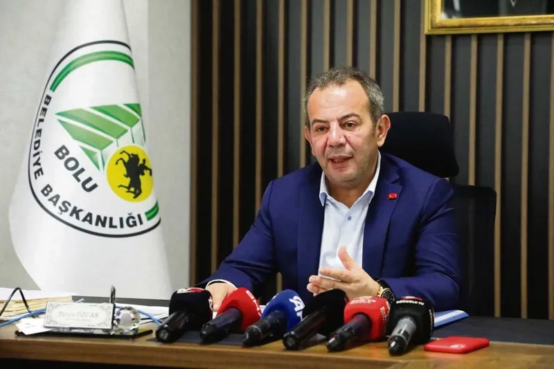 tanju-ozcanin-yasak-ask-ve-santaj-bombasi-whatsapp-yazismalari-ortaya-cikti-1773489650525.jpeg Tanju Özcan'ın yasak aşk ve şantaj bombası: WhatsApp yazışmaları ortaya çıktı!-2