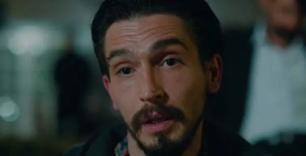 cukur-timsah-celil-kimdir-ahmet-melih-yilmaz-cukur-timsah-celil-cinsiyeti-ne-son-hali-nasil-instagram-adresi-1642689776023.jpg Çukur Timsah Celil kimdir? Ahmet Melih Yılmaz Çukur Timsah Celil cinsiyeti ne, son hali nasıl? Instagram adresi...-5