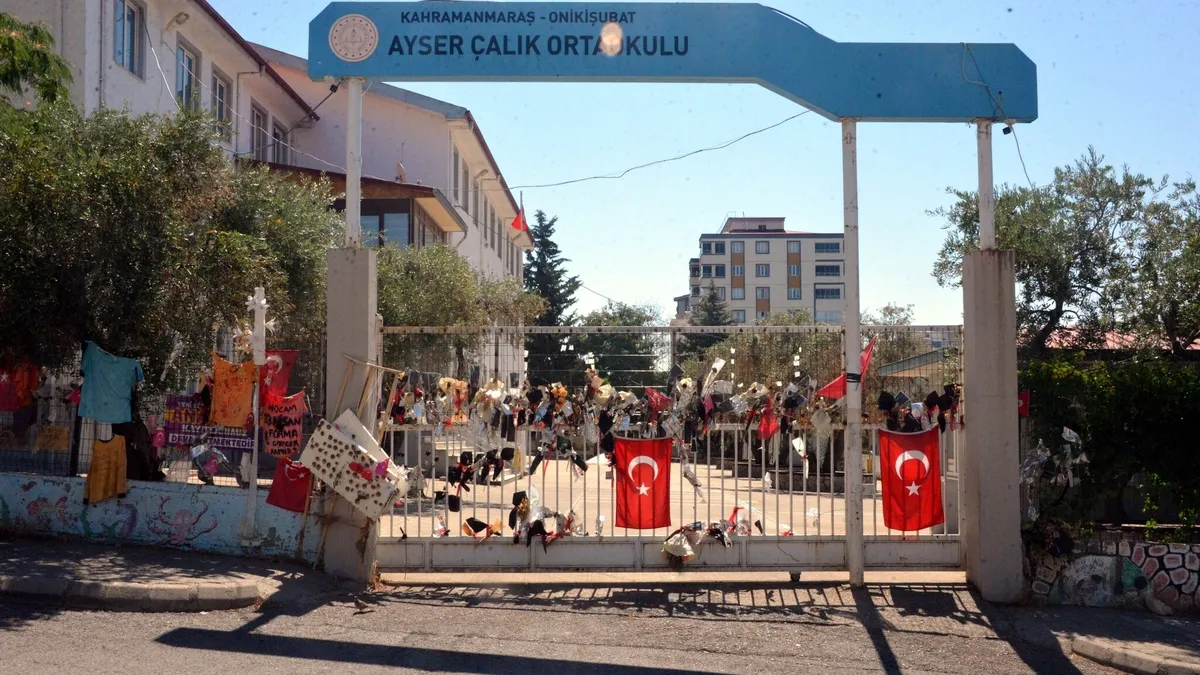 Kahramanmaraş’ta 10 kişinin hayatını kaybettiği Ayser Çalık Ortaokulu için yeni karar