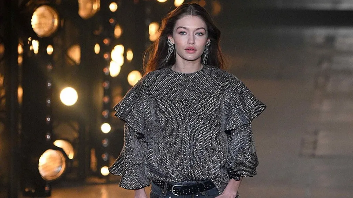 Süper model Gigi Hadid, Gazze'ye yönelik yaptığı paylaşımla takdir topladı.