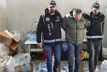 Sahte zemzem operasyonu! Çeşme suyuyla karıştırdı böyle itiraf etti: Neredeyse tamamını ben yaptım