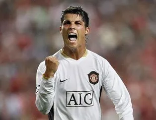 Ronaldo resmen üç yıl M.United’da