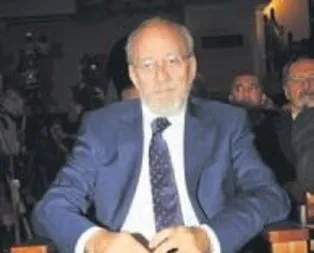 Nazifoğlu’ndan sonra Yalman da bıraktı