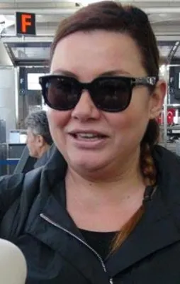 Deniz Seki umreye gitti