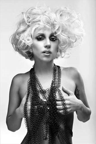 Lady Gaga Q Dergisine Poz Verdi
