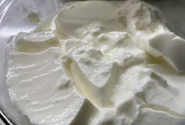 Yoğurtla karnımız tok!