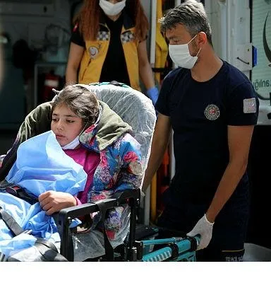 kayboldugu-yaylada-33-saat-sonra-bulunan-elif-akbayrak-ve-agabeyi-hasan-akbayrak-icin-devlet-korumasi-1595884229626.jpeg Kaybolduğu yaylada 33 saat sonra bulunan Elif Akbayrak ve abisi Hasan Akbayrak için devlet koruması!-2