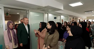 Başkan Erdoğandan TÜRGEVin Şişlideki Mihri Hatun Yükseköğretim Kız Öğrenci Yurduna ziyaret