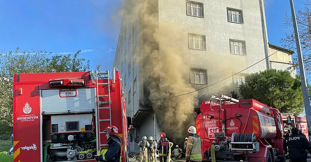 Son dakika: Bağcılar'da sünger deposunda yangın