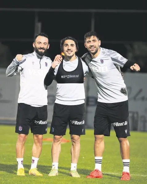 abdullah-avci-antalya-kampindan-aciklamalar-yapti-firsat-transferi-yapabiliriz-spor-haberleri-1670375705002.jpeg