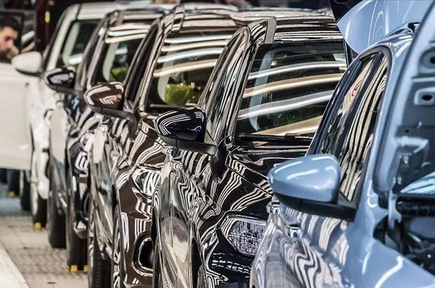 Tam kapanma sonrası otomotiv sektöründe dev hazırlık: 2 haftada 1 aylık oto satılacak