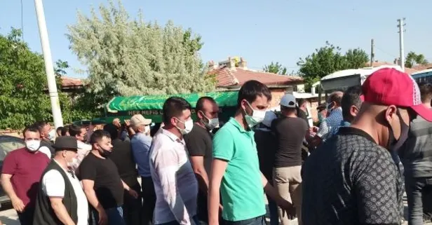 Karısının aldattığı genci öldürdü