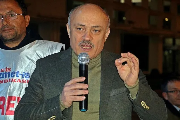 CHP'li Antalya Büyükşehir Belediyesi önündeki işçiler yeni yıla grevde giriyorlar!-1