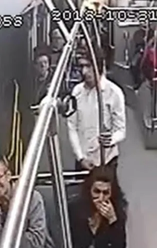 Halk otobüsünü karıştıran taciz!