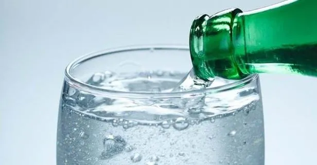 Bir bardak soda reflüye çare